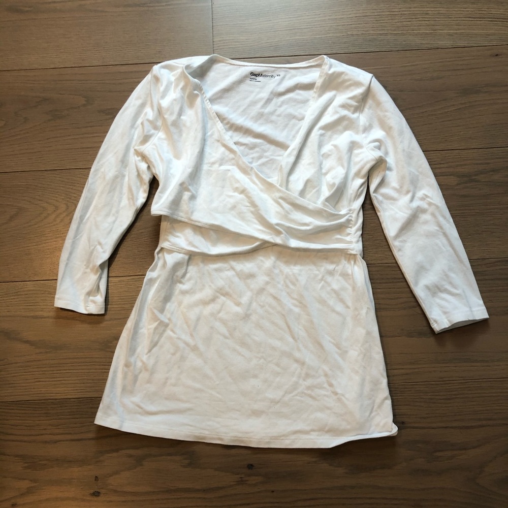 Gap Maternity/Nursing Shirt